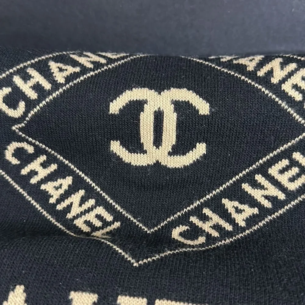 💯Authentic Chanel Scarf 🍀